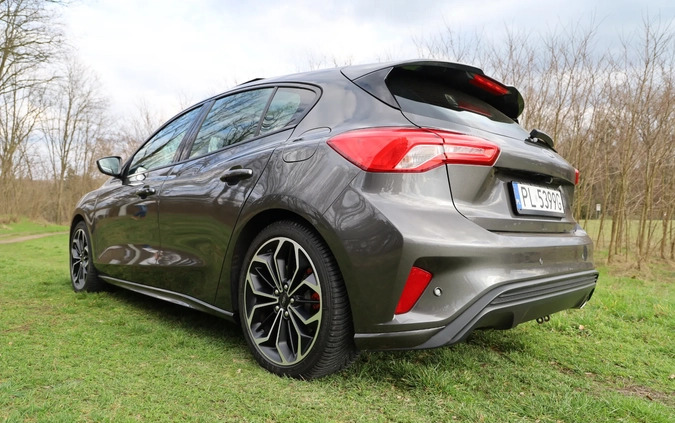 Ford Focus cena 67000 przebieg: 149000, rok produkcji 2019 z Leszno małe 631